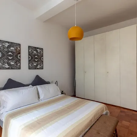 Apartment Iflat Monti Charming Rom